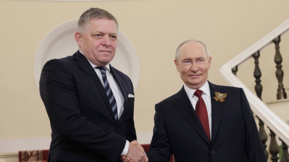 Slovensko mimo NATO? Fico dělá radost Putinovi