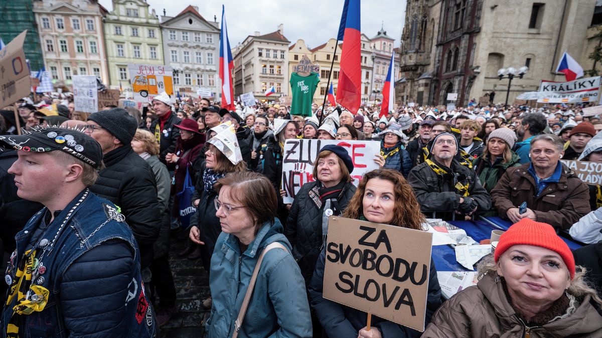 Jestli Babiš na Národní dorazí ve 4:36, kdo za to může?
