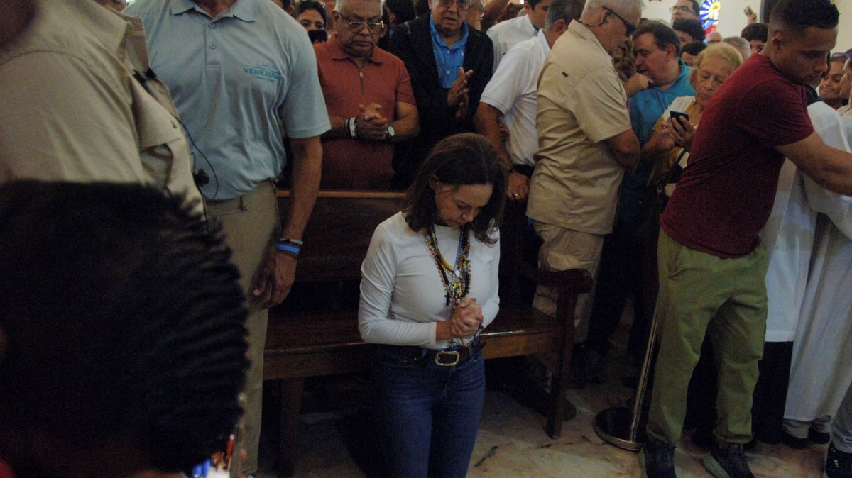 Vithali Mše a davy příznivců. Takto Venezuelané vítali svoji „Železnou lady ...