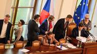 Vyhrocené jednání Sněmovny o poplatcích: „Jsme kousek od toho, aby lítaly facky“