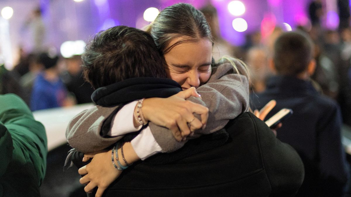 Jako po sametu. Najít mezi Srby ty, kdo si nezadali s Vučićem, bude těžké