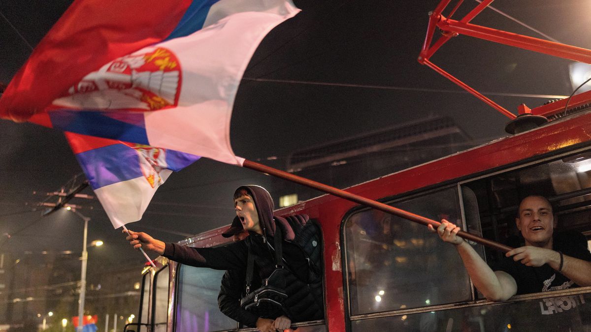 V Srbsku po volební porážce Vučiće vypukly oslavy