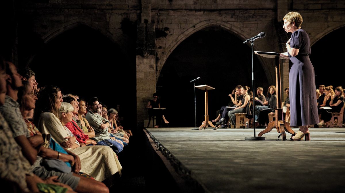 Začíná festival Pražské křižovatky, připomene Gisèle Pelicot i ukrajinské děti