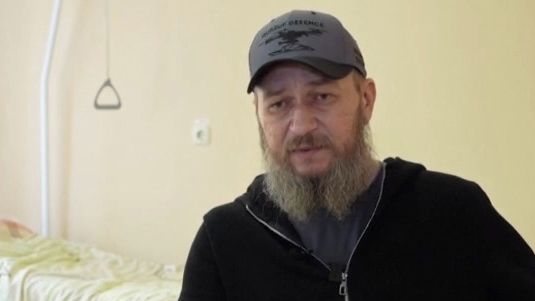 Video: 491 dní v pekle fronty. Uřízl si nohu, pak přišla průkopnická záchrana